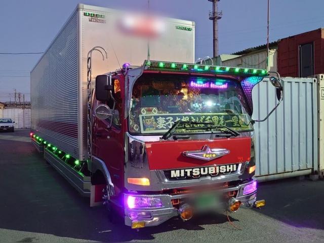 トラック